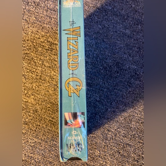 The Wizard of OZ (50th Anniversary Edition) still in package! - Picture 3 of 4